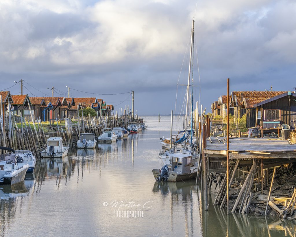 Port du Canal et ses cabanes ostréicoles, Gujan-Mestras