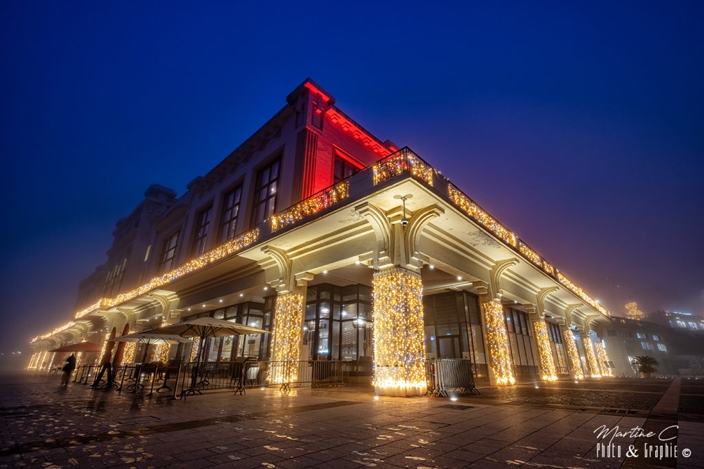 Casino de Biarritz de nuit illuminé pour Noël