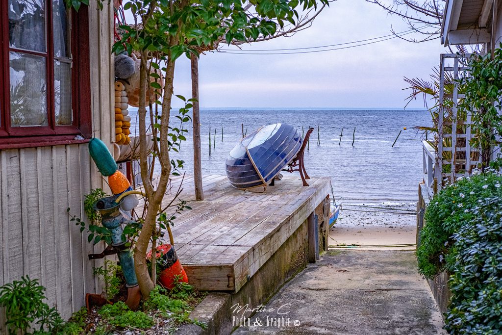 Annexe bleue sur la presqu'île du Cap Ferret