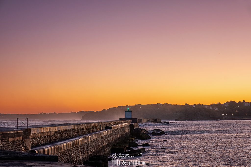 Lever de soleil à Socoa, Pays Basque